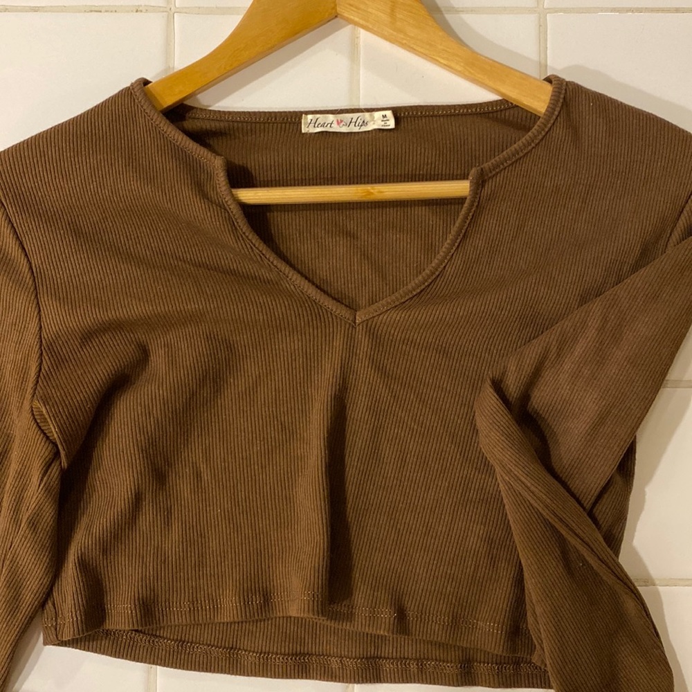 Soft brown cropped long sleeve